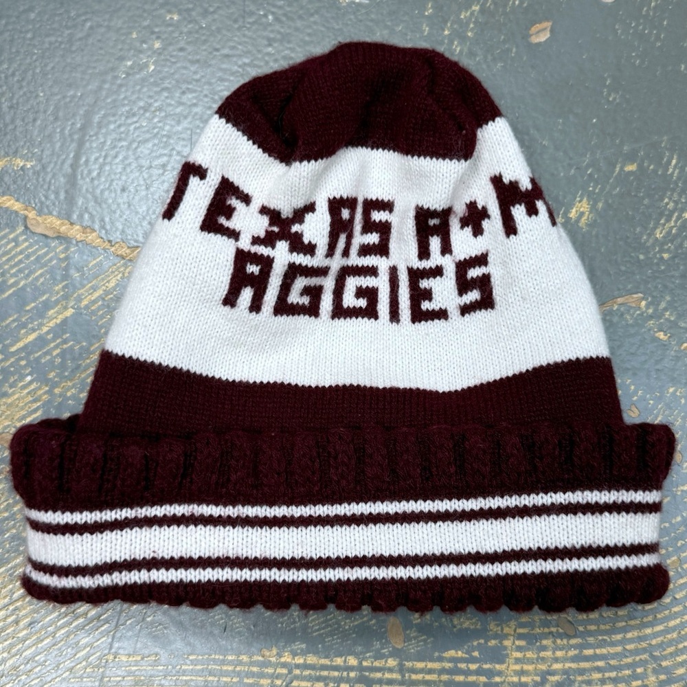 Texas A&M Aggies Warm Beanie Hat Football Maroon White NCAA University
